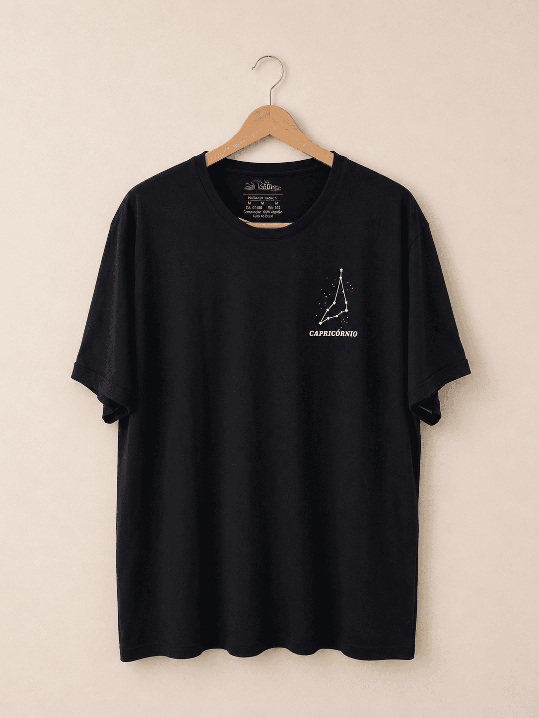 Camiseta preta signo Capricórnio 