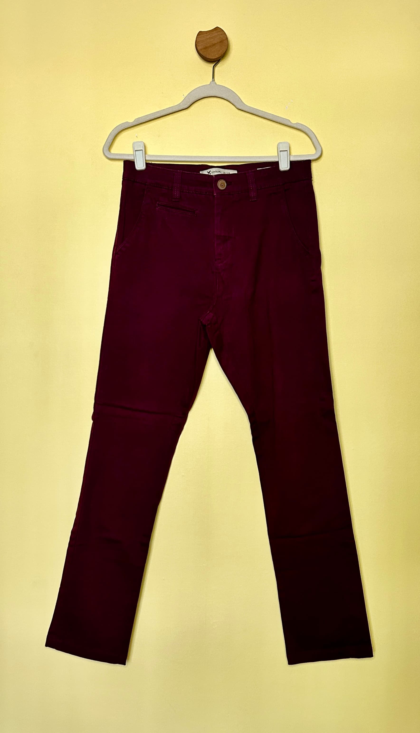 Calça slim sarja