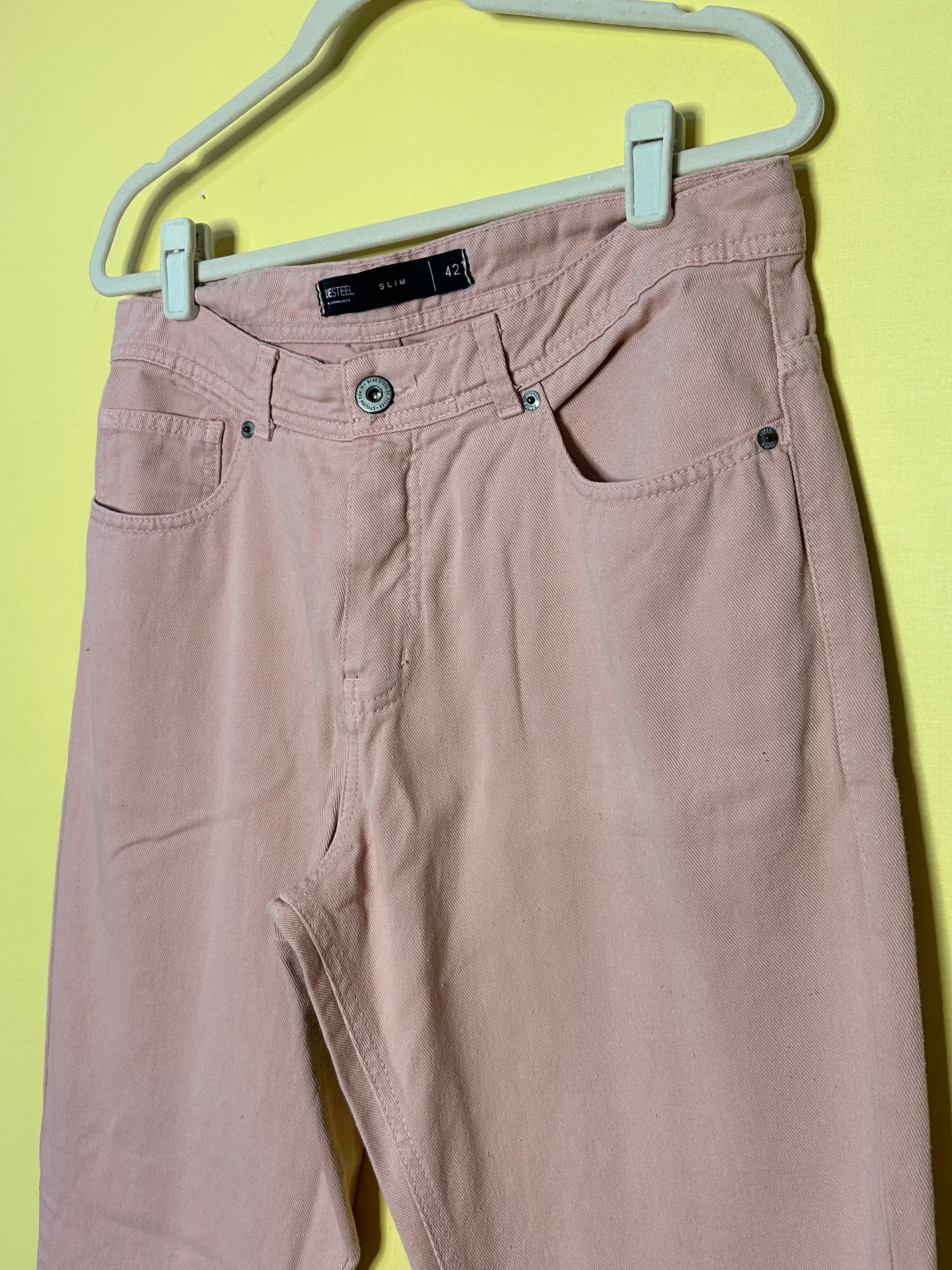 Calça slim sarja rosê — foto 3