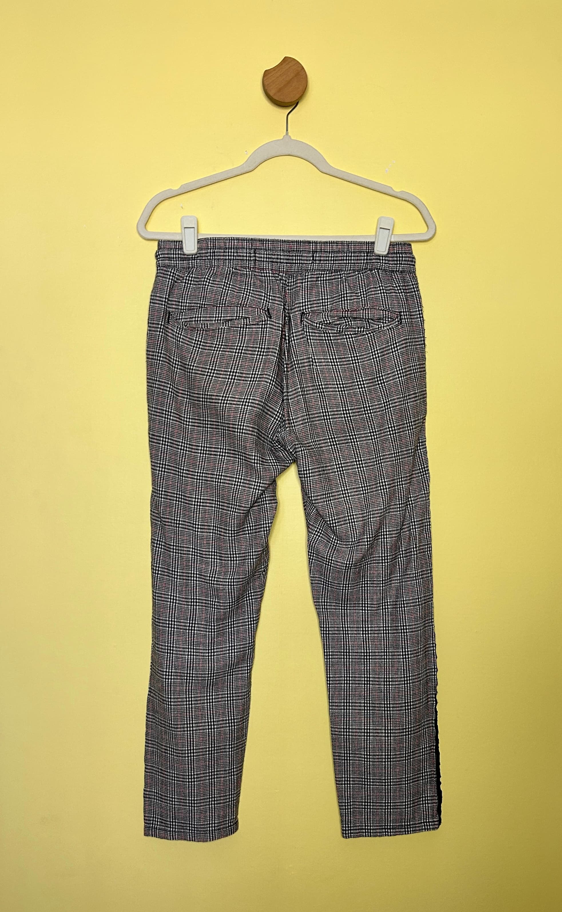 Calça jogger xadrez elástico — foto 2
