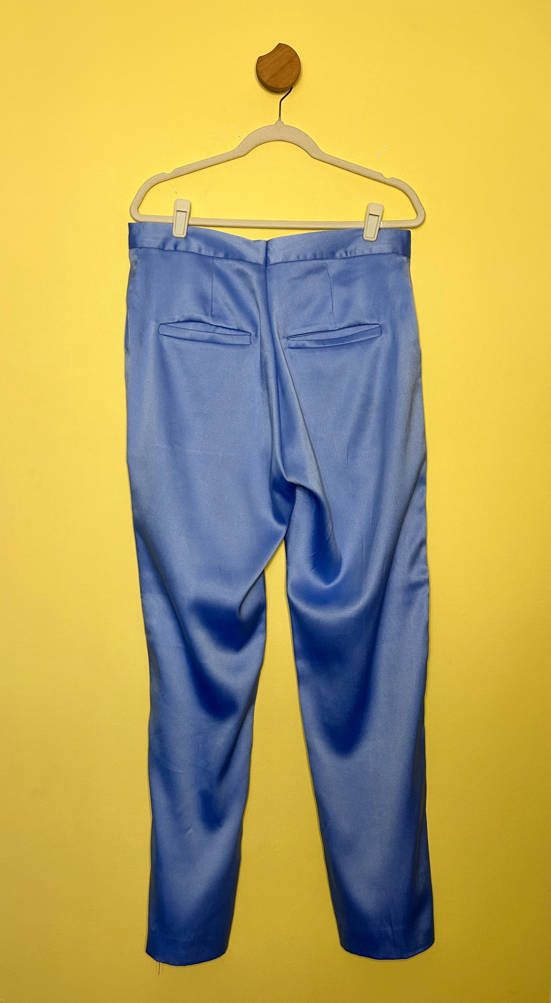 Calça reta acetinada alfaiataria — foto 2
