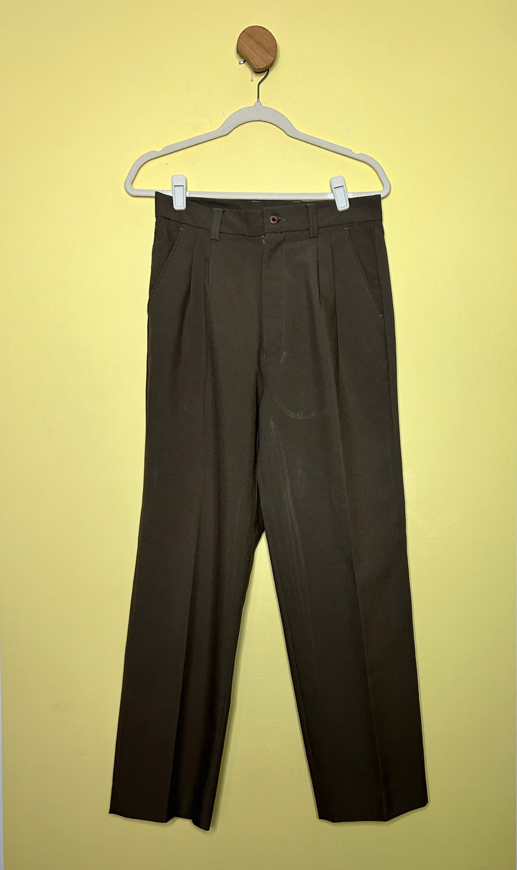 Calça alfaiataria reta prega