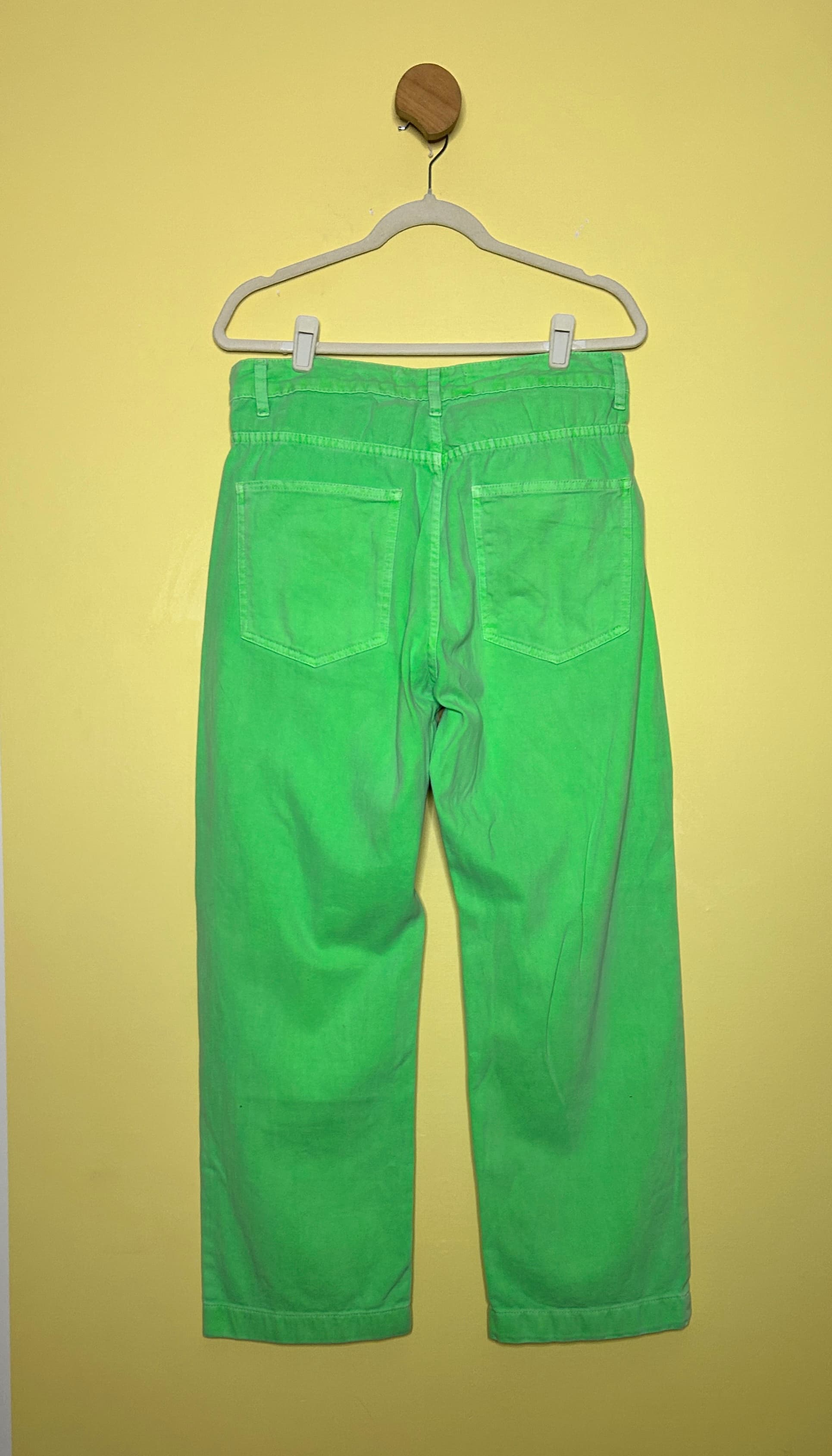 Calça mom jeans verde neon — foto 2