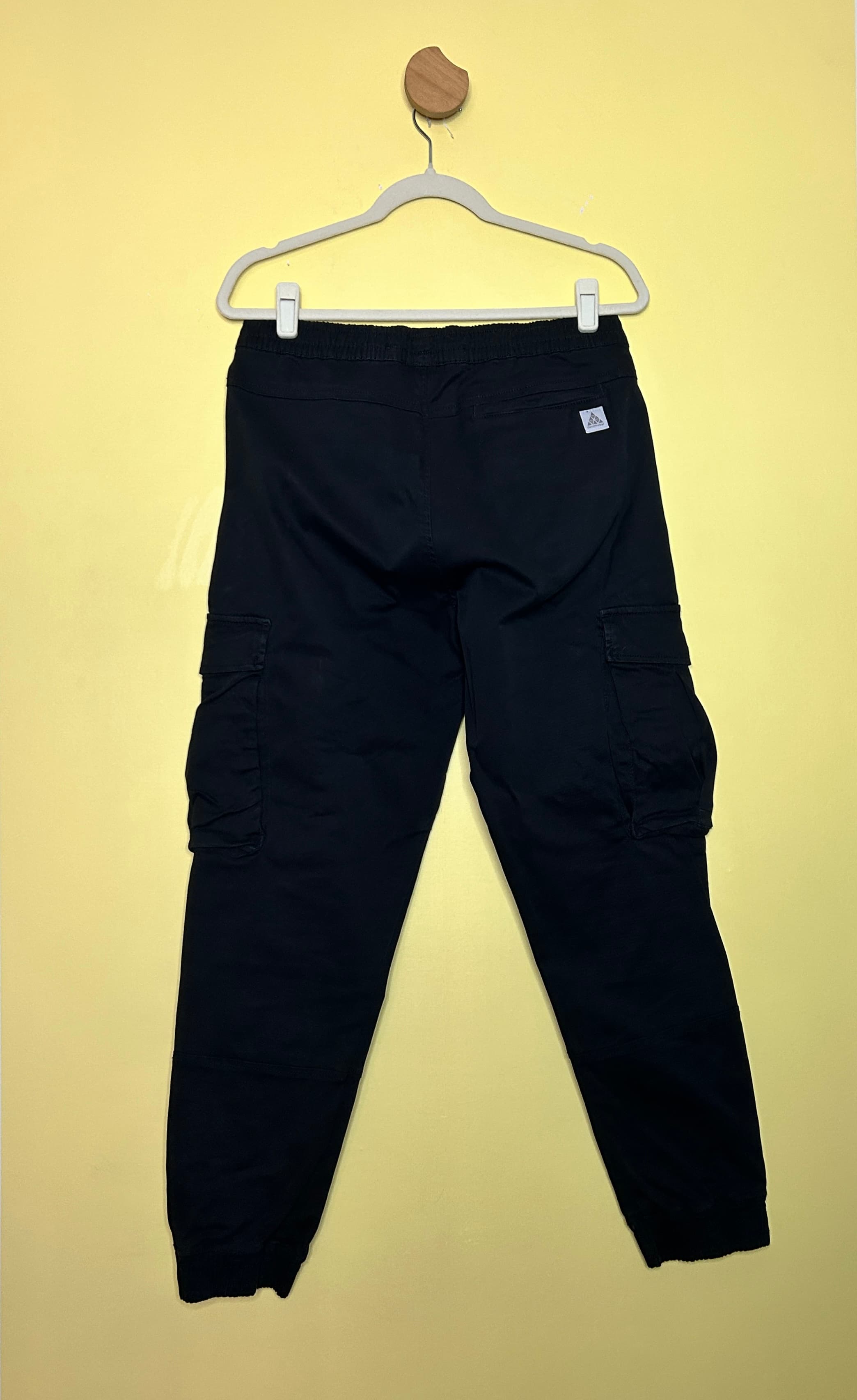 Calça jogger sarja com bolso — foto 2