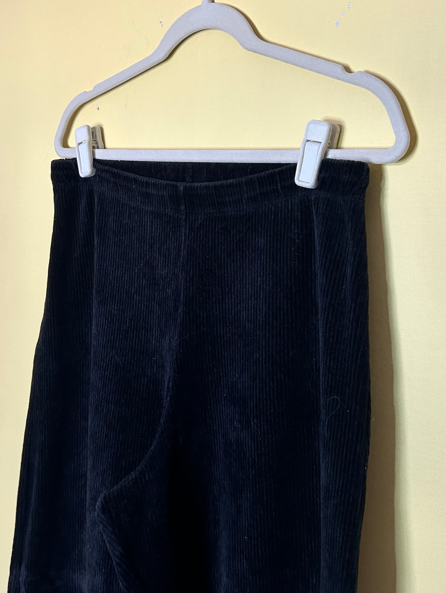 Calça mom cotelê veludo — foto 3