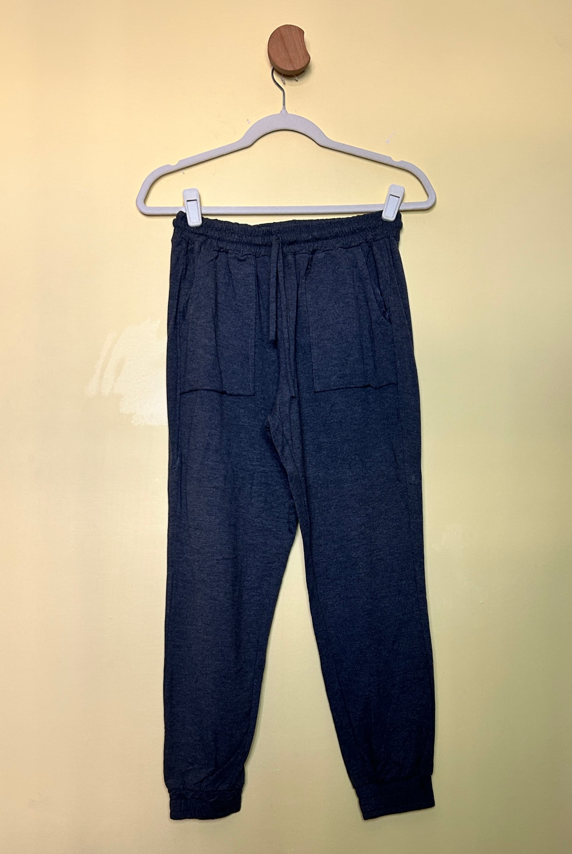 Calça jogger moletom bolsos
