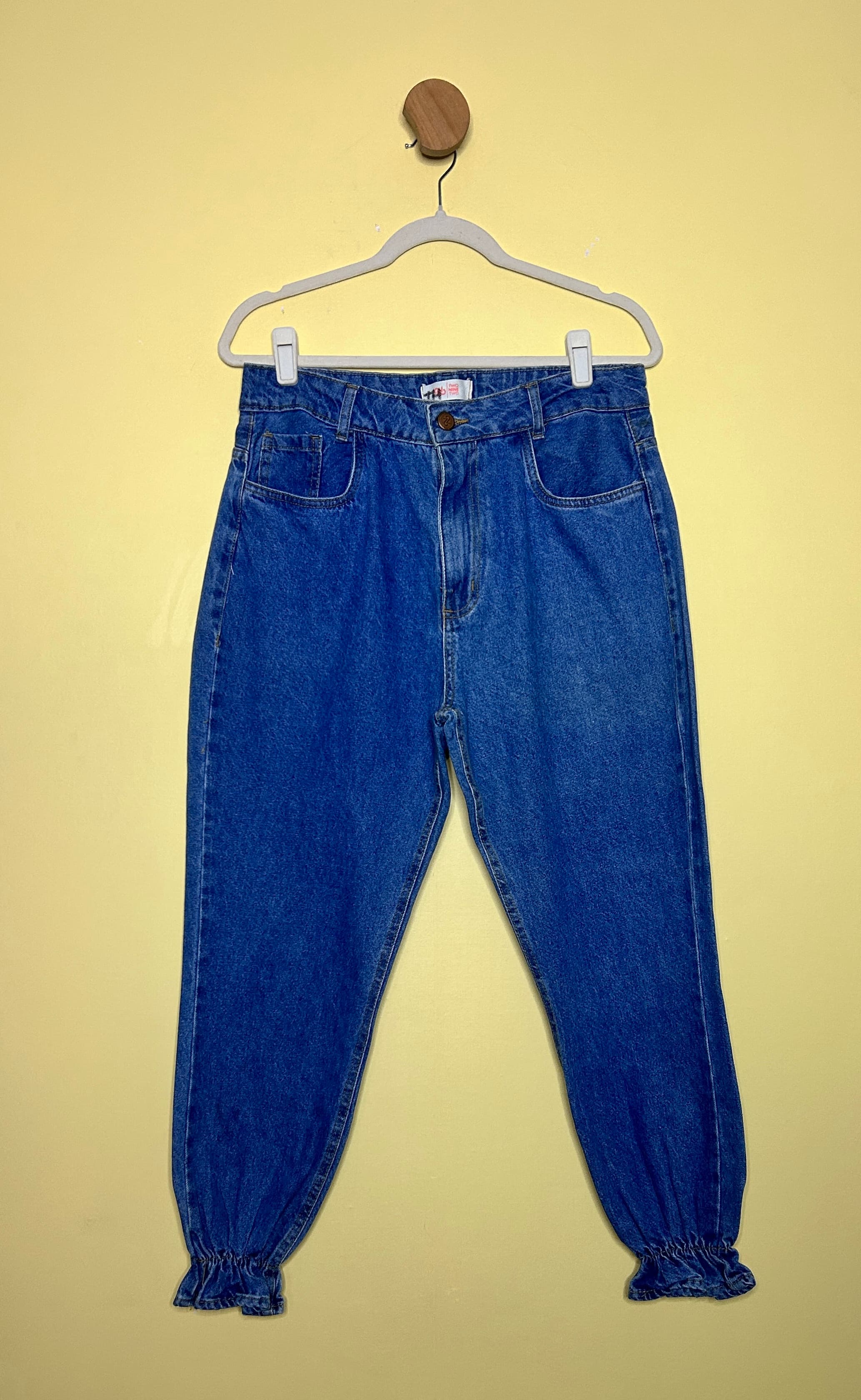 Calça jogger barra plissada