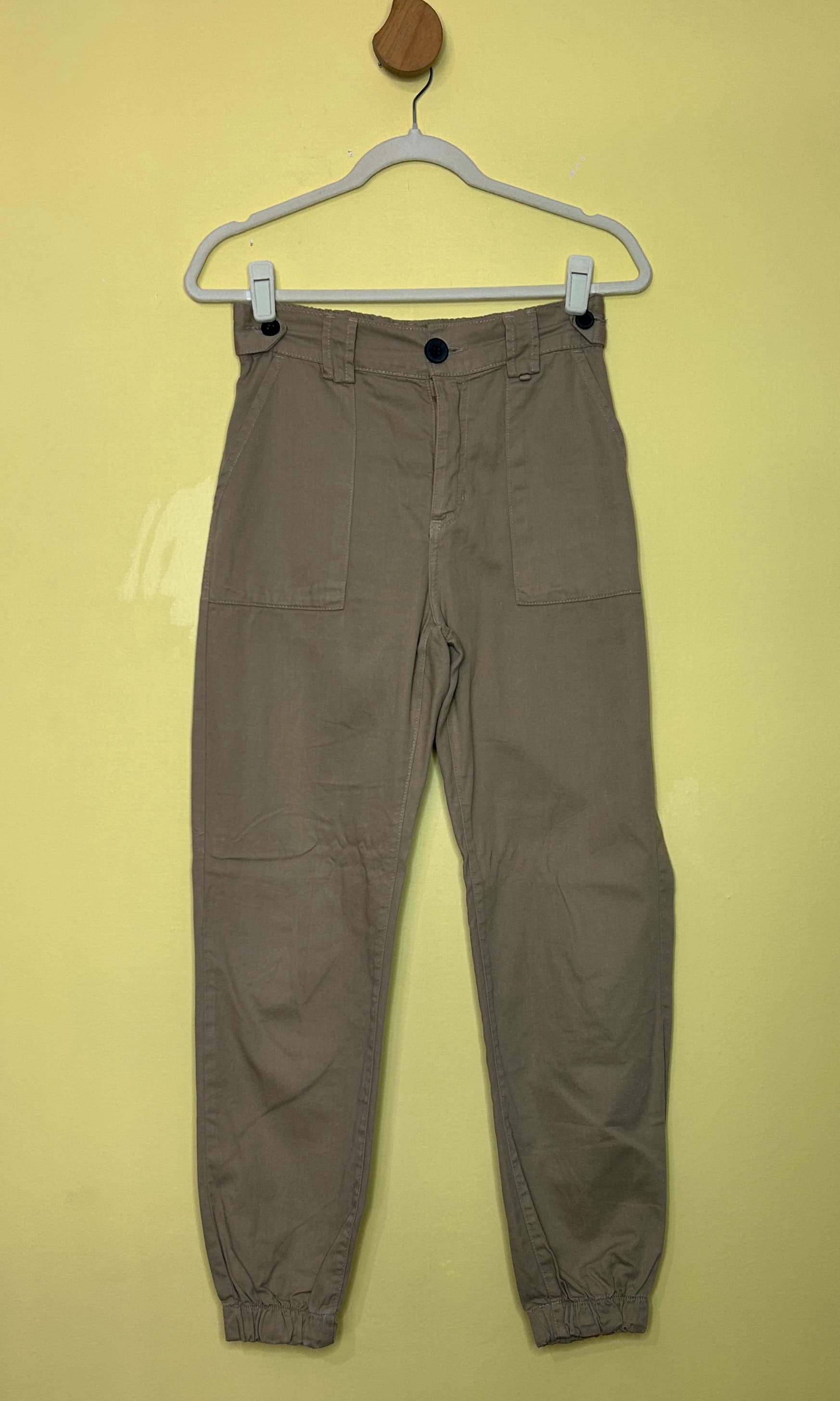 Calça sarja jogger