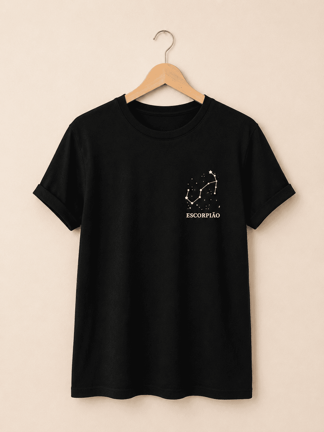 Camiseta preta signo Escorpião
