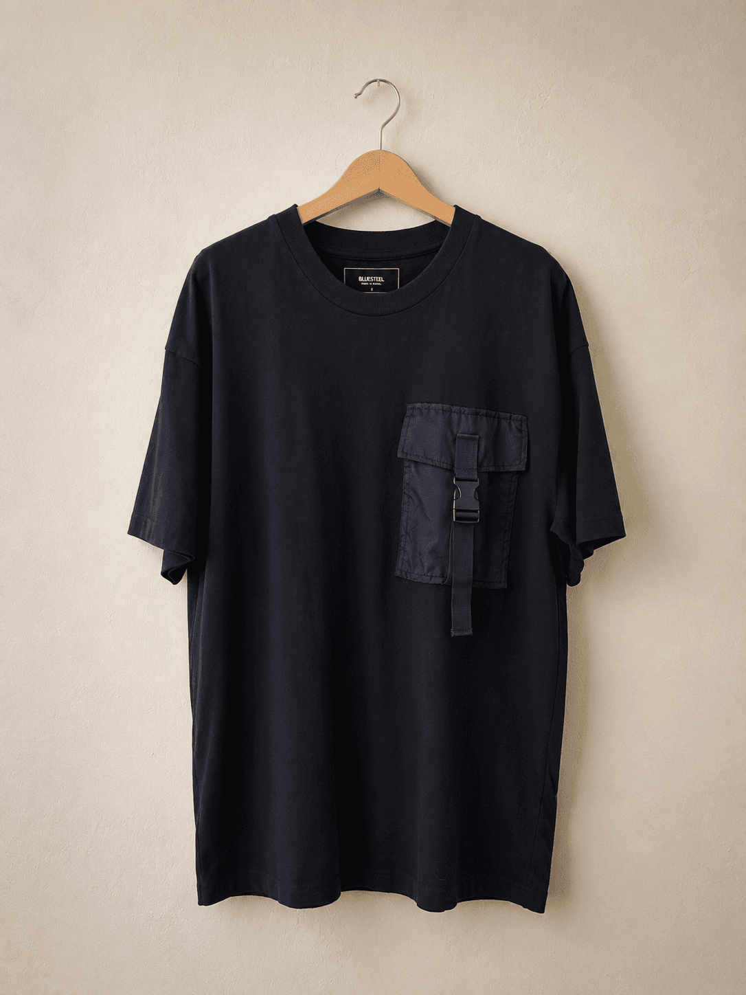 Camiseta oversize bolso frontal