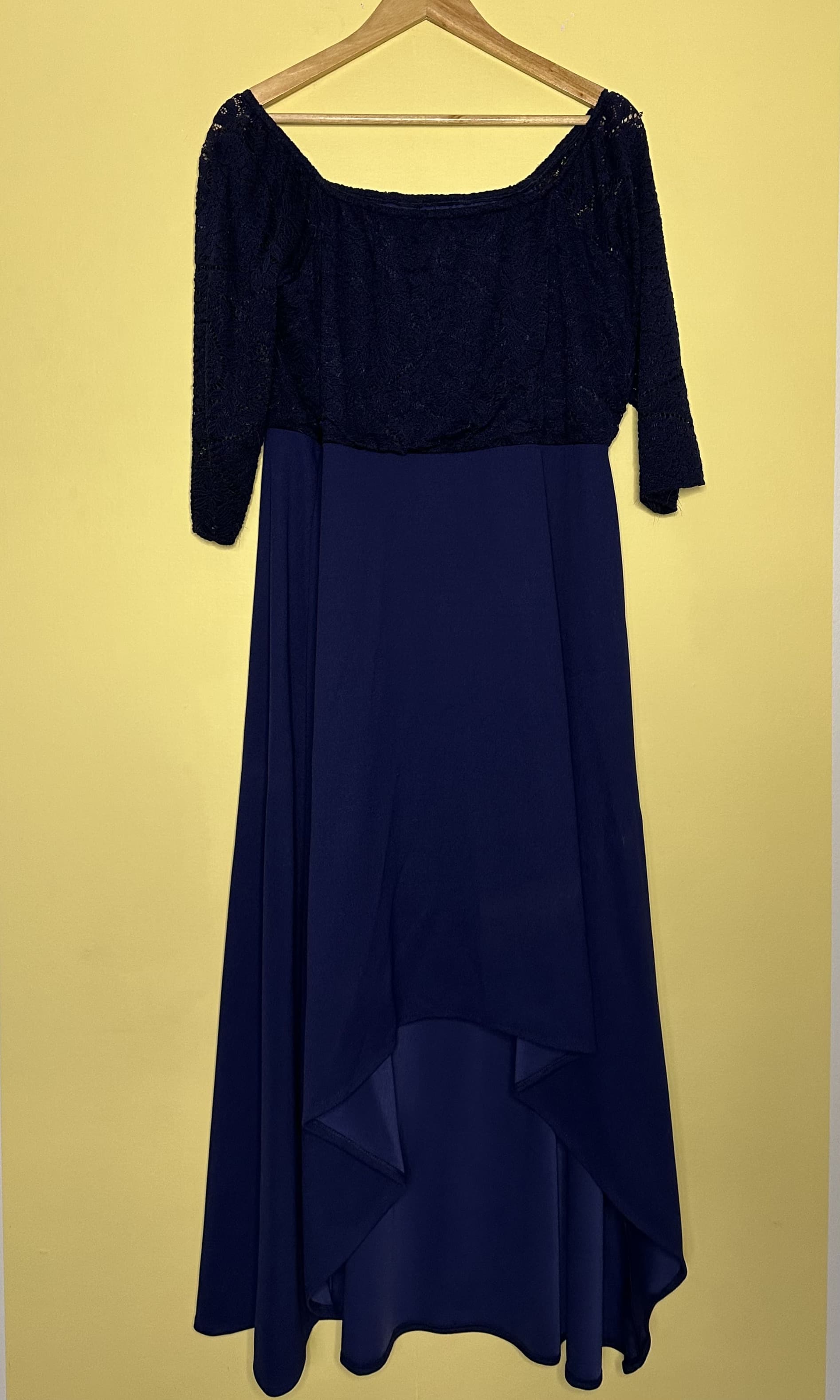 Vestido longo renda manga 3/4 — foto 2